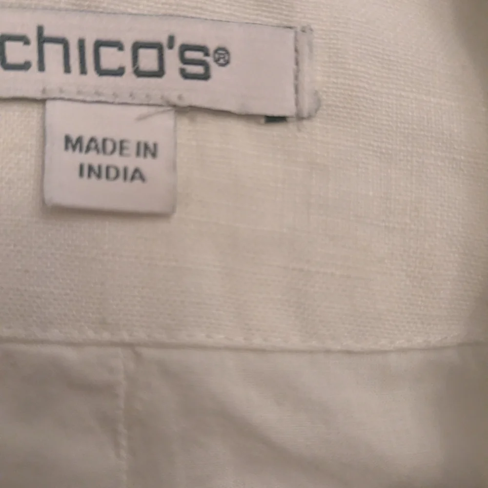 Chico's Elegant White Jacket with Floral Accents - Picture 10 of 11